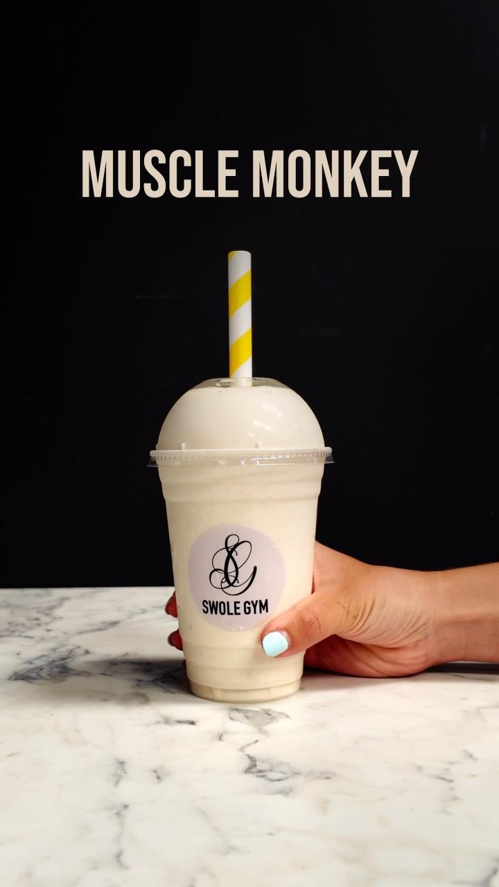 A fresh smoothie on the marble counter at Swole Gym